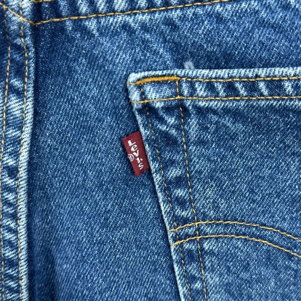 Levis levi 560